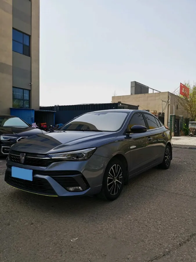 2021 Roewe i5 1.5L 120HP L4 5MT,autocango,china used car exporter,china ev exporter,chinese used car exporter,chinese used ev exporter