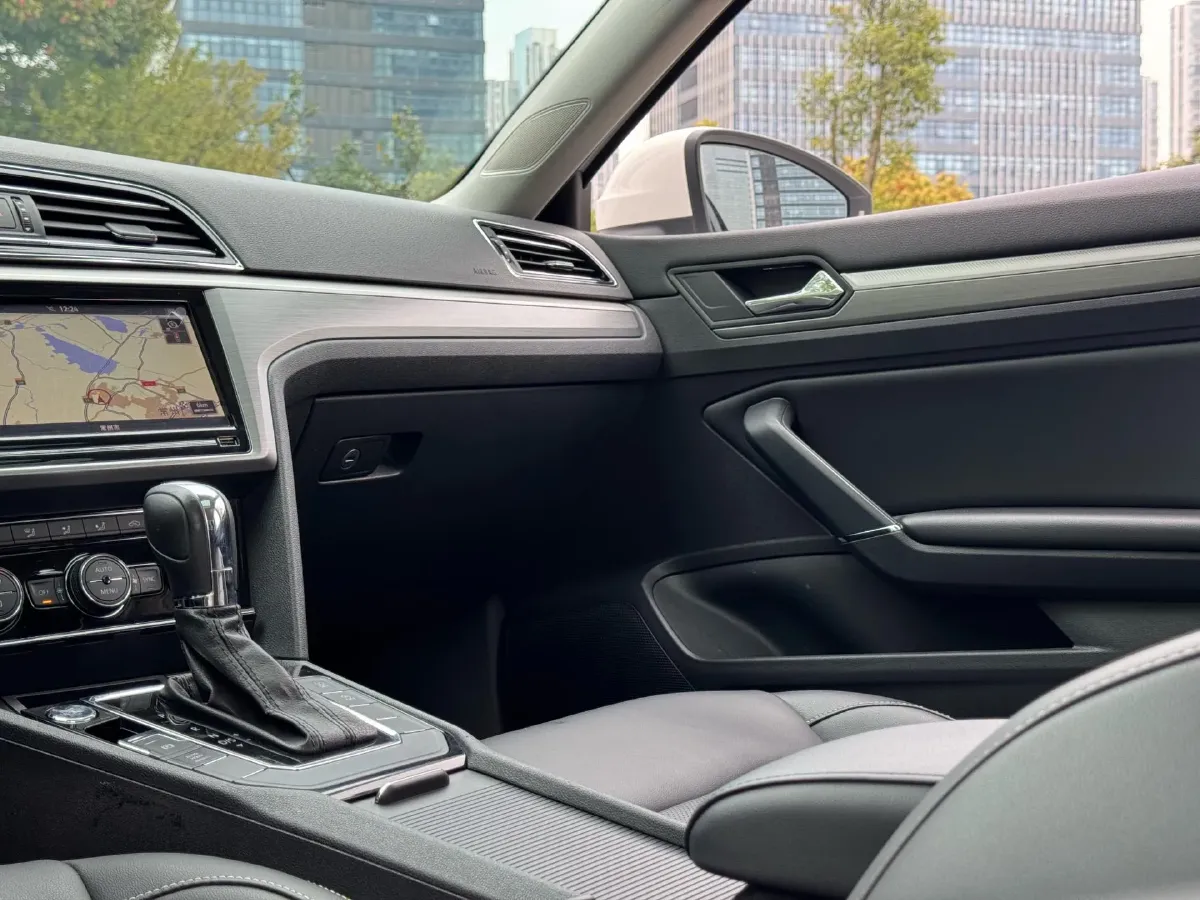 2019 Volkswagen Passat 1.4T 150HP L4 7DCT,autocango,china used car exporter,china ev exporter,chinese used car exporter,chinese used ev exporter