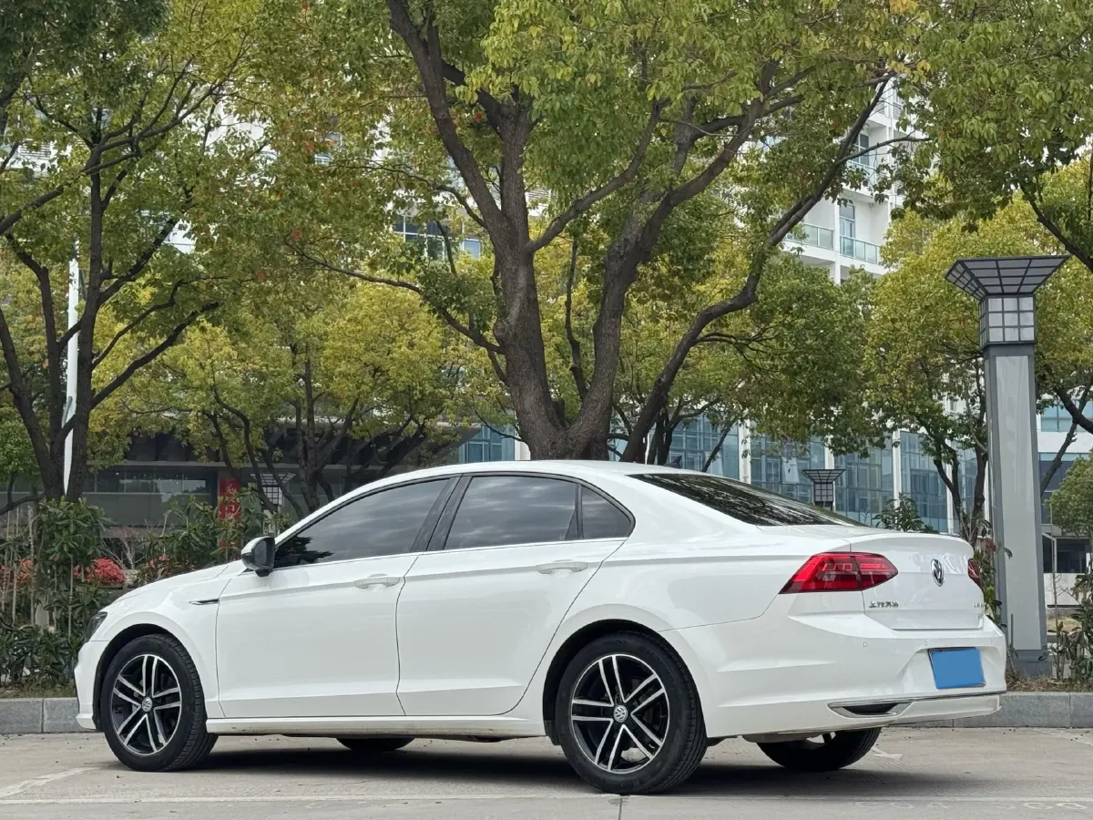 2019 Volkswagen Passat 1.4T 150HP L4 7DCT,autocango,china used car exporter,china ev exporter,chinese used car exporter,chinese used ev exporter