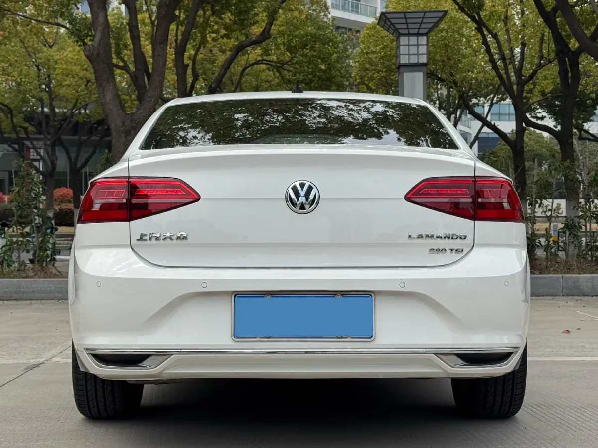 2019 Volkswagen Passat 1.4T 150HP L4 7DCT,autocango,china used car exporter,china ev exporter,chinese used car exporter,chinese used ev exporter