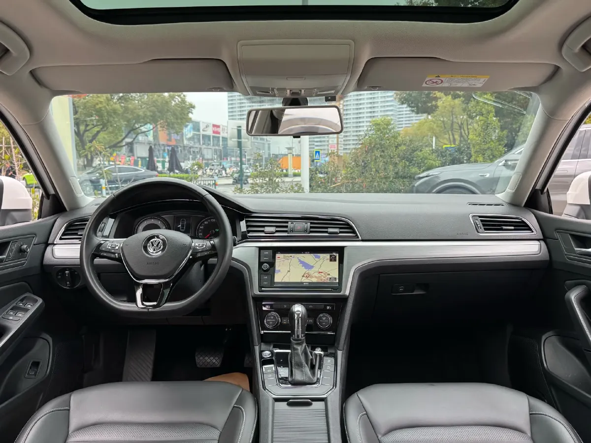 2019 Volkswagen Passat 1.4T 150HP L4 7DCT,autocango,china used car exporter,china ev exporter,chinese used car exporter,chinese used ev exporter