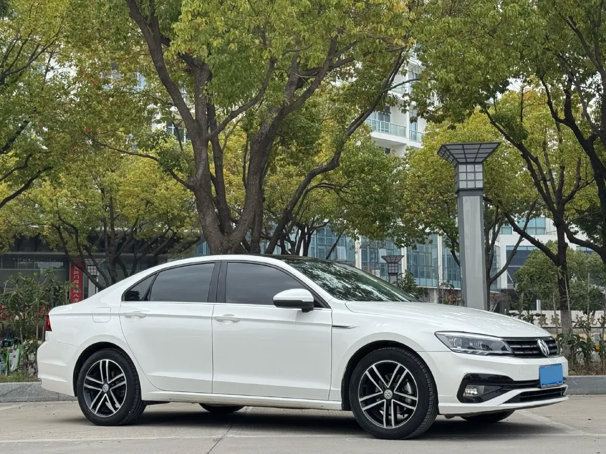2019 Volkswagen Passat 1.4T 150HP L4 7DCT,autocango,china used car exporter,china ev exporter,chinese used car exporter,chinese used ev exporter