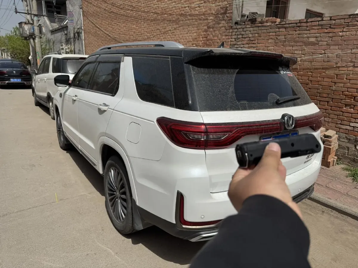 2021 ChangAn CS95 2.0T 233HP L4 6AT,autocango,china used car exporter,china ev exporter,chinese used car exporter,chinese used ev exporter