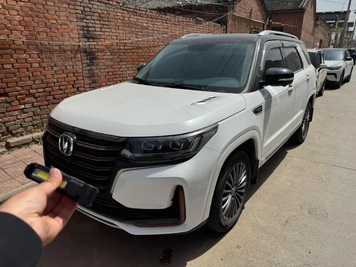 2021 ChangAn CS95 2.0T 233HP L4 6AT,autocango,china used car exporter,china ev exporter,chinese used car exporter,chinese used ev exporter
