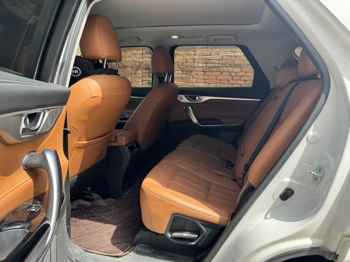 2021 ChangAn CS95 2.0T 233HP L4 6AT,autocango,china used car exporter,china ev exporter,chinese used car exporter,chinese used ev exporter