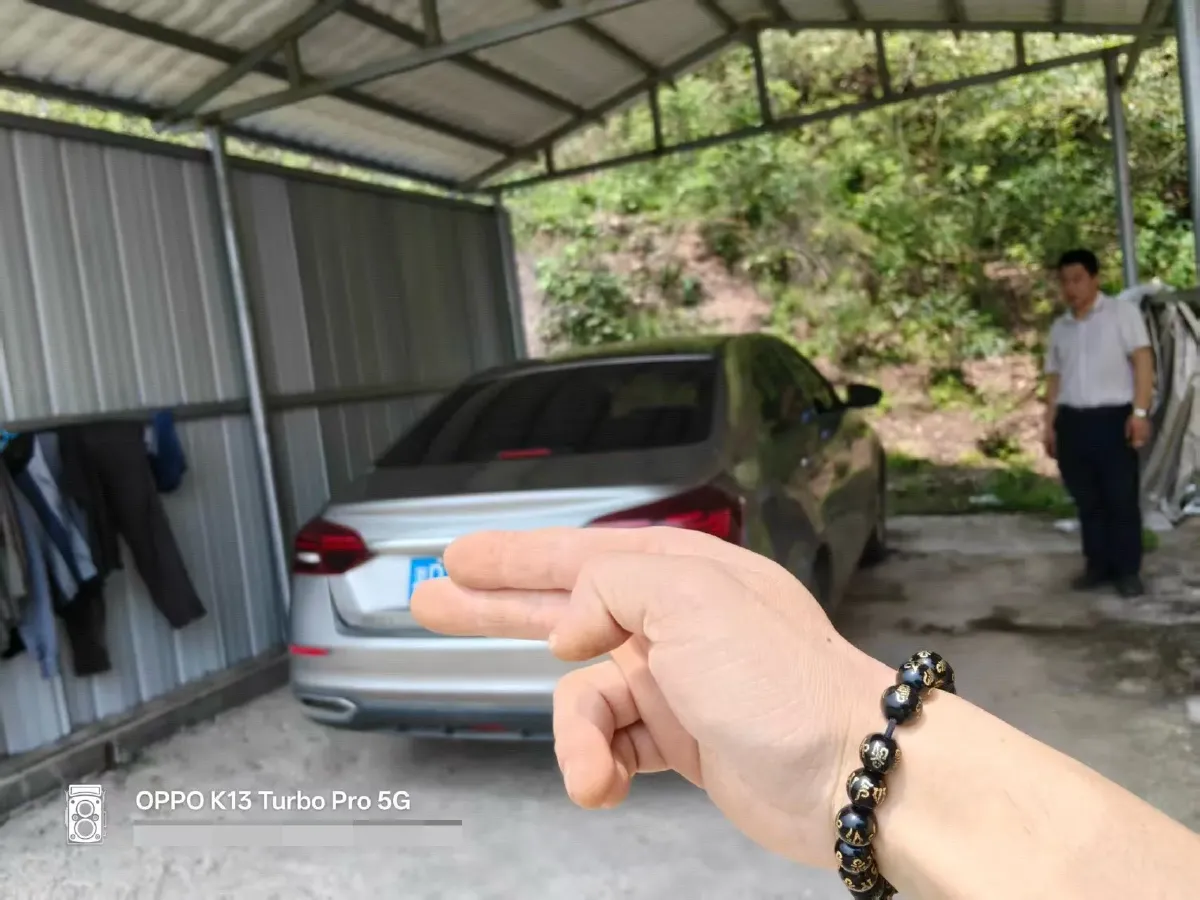 2020 Geely Emgrand 1.5L 109HP L4 5MT,autocango,china used car exporter,china ev exporter,chinese used car exporter,chinese used ev exporter