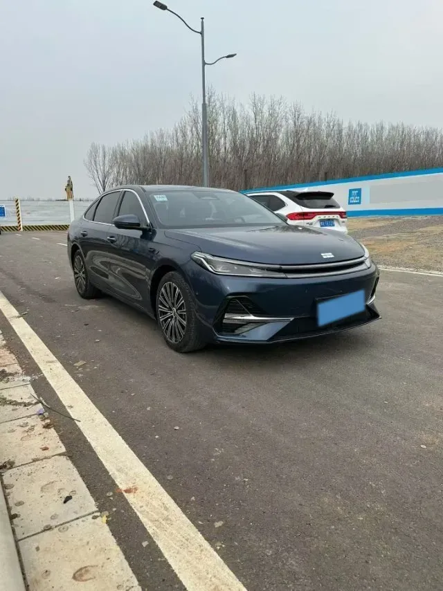 2025 Geely Galaxy A7 1.5L 112HP L4 1DHT PHEV,autocango,china used car exporter,china ev exporter,chinese used car exporter,chinese used ev exporter