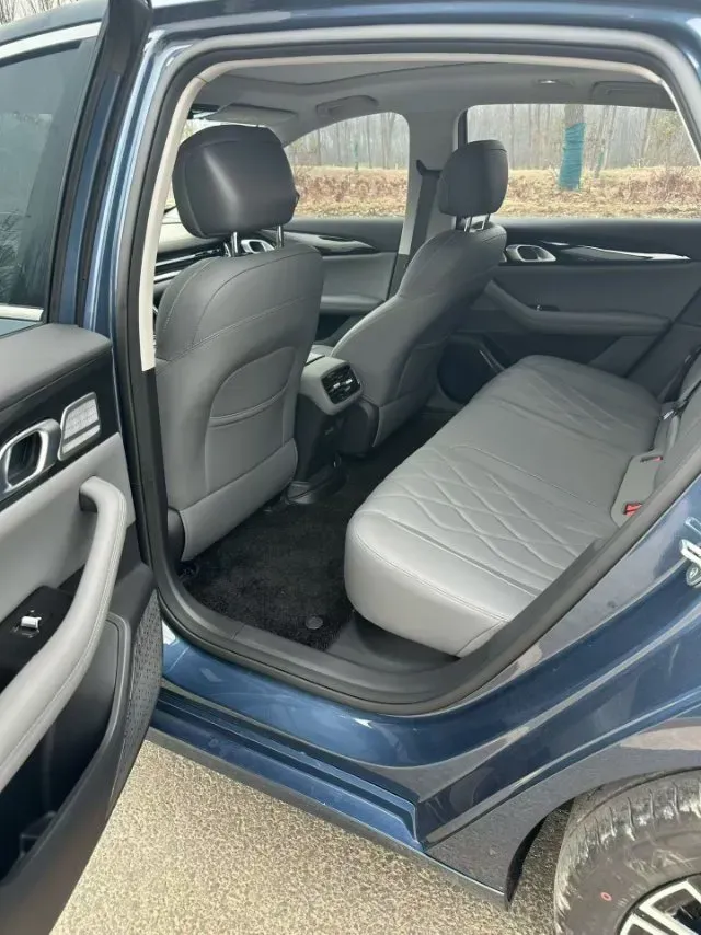 2025 Geely Galaxy A7 1.5L 112HP L4 1DHT PHEV,autocango,china used car exporter,china ev exporter,chinese used car exporter,chinese used ev exporter