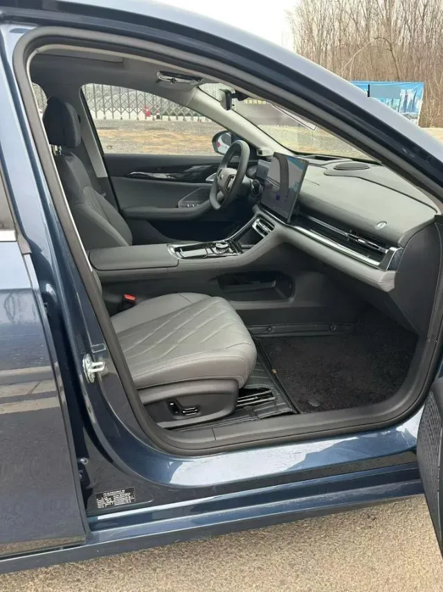 2025 Geely Galaxy A7 1.5L 112HP L4 1DHT PHEV,autocango,china used car exporter,china ev exporter,chinese used car exporter,chinese used ev exporter