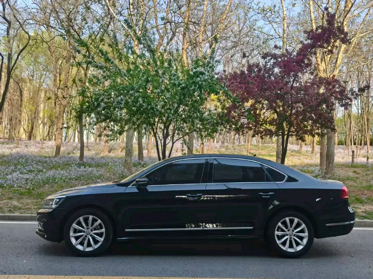 2017 Volkswagen Passat 1.8T 180HP L4 7DCT,autocango,china used car exporter,china ev exporter,chinese used car exporter,chinese used ev exporter