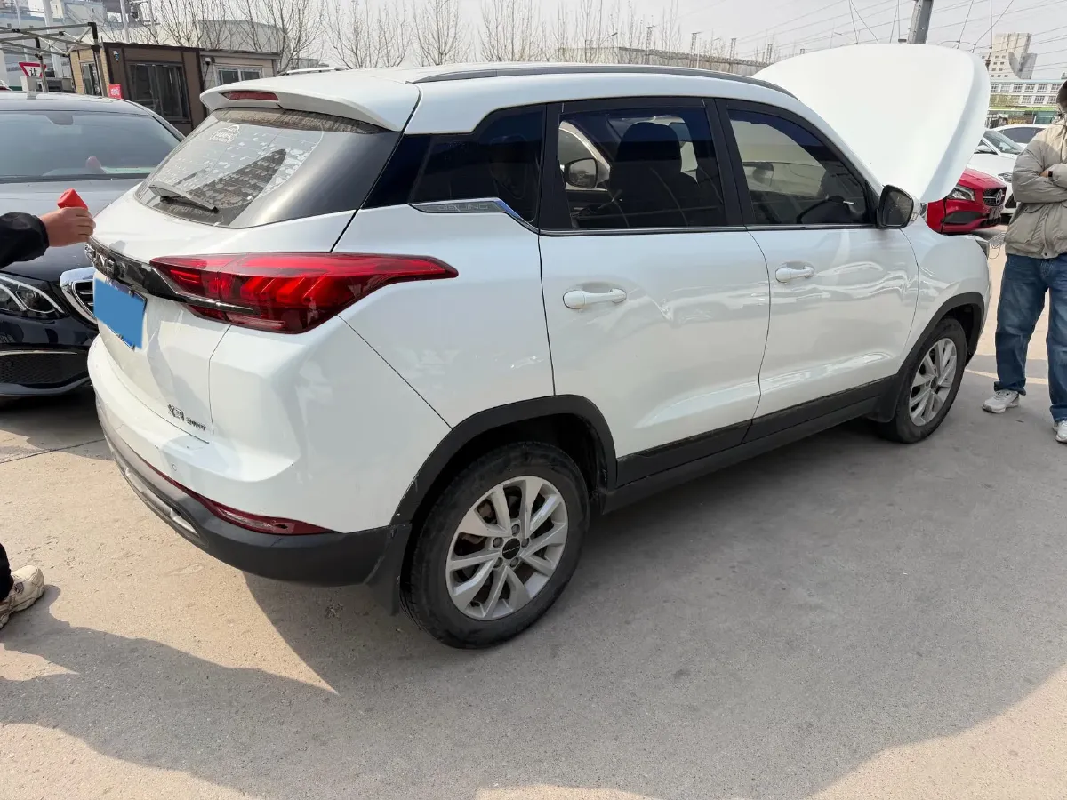 2021 BeiJing Auto X3 1.5T 150HP L4 6MT,autocango,china used car exporter,china ev exporter,chinese used car exporter,chinese used ev exporter