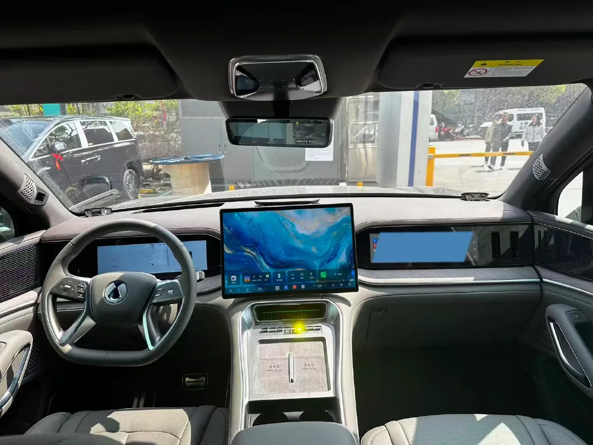 2025 Denza DenzaN9 2.0T 207HP L4 E-CVT PHEV,autocango,china used car exporter,china ev exporter,chinese used car exporter,chinese used ev exporter