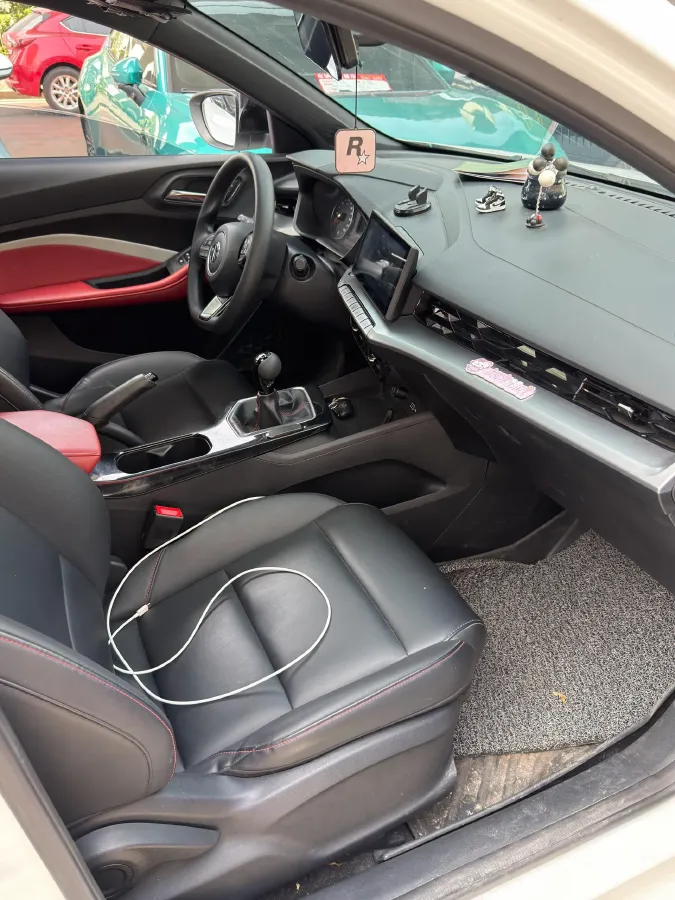 2021 MG 5 1.5L 120HP L4 5MT,autocango,china used car exporter,china ev exporter,chinese used car exporter,chinese used ev exporter