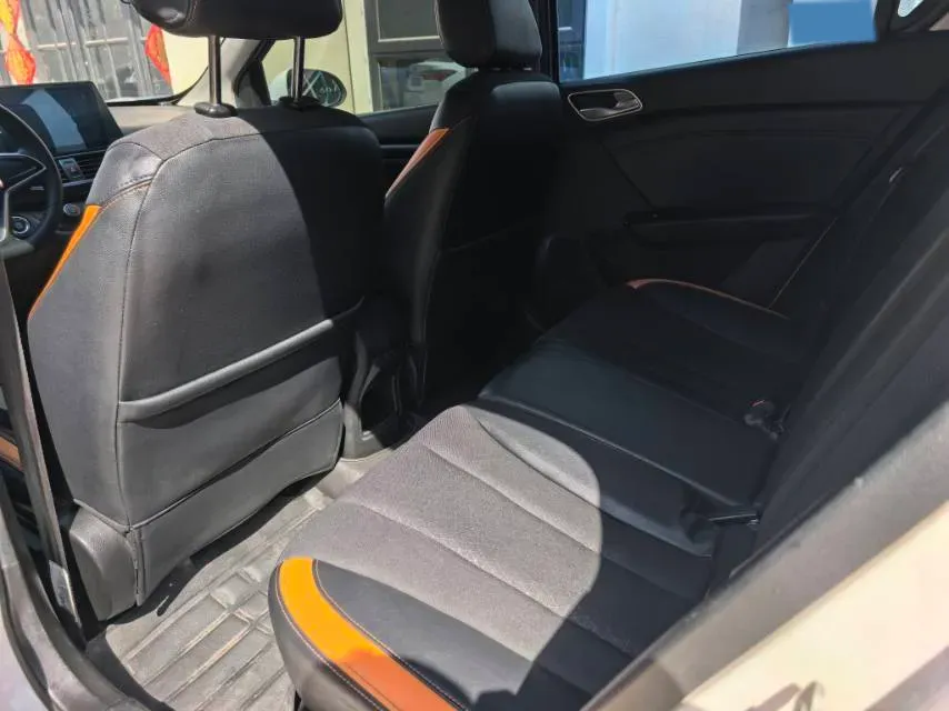 2017 Karry K50 1.5L 109HP L4 5MT,autocango,china used car exporter,china ev exporter,chinese used car exporter,chinese used ev exporter