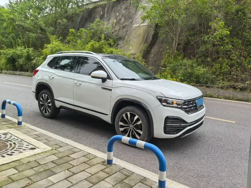 2020 Volkswagen Tayron 2.0T 220HP L4 7DCT,autocango,china used car exporter,china ev exporter,chinese used car exporter,chinese used ev exporter