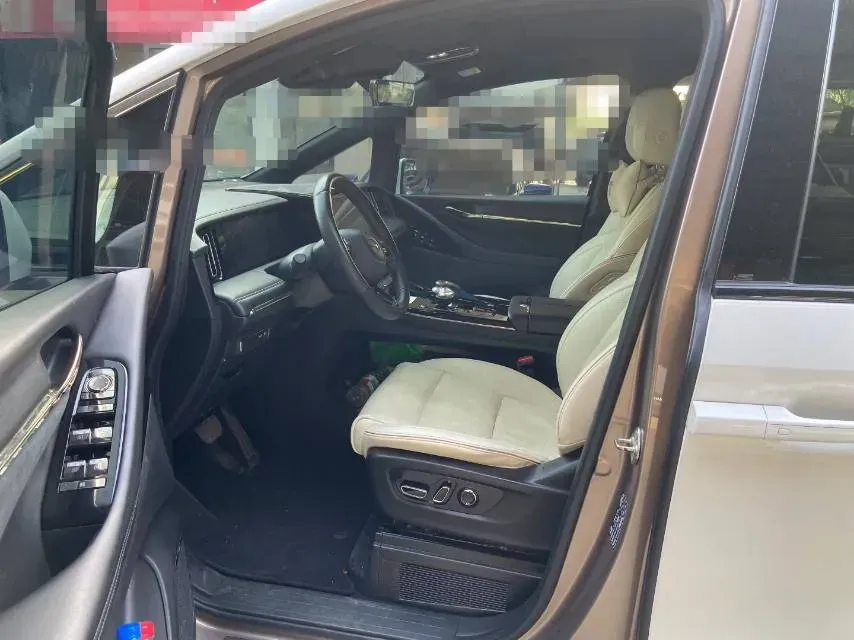 2023 GAC Trumpchi M8 2.0T 190HP L4 E-CVT Hybrid,autocango,china used car exporter,china ev exporter,chinese used car exporter,chinese used ev exporter