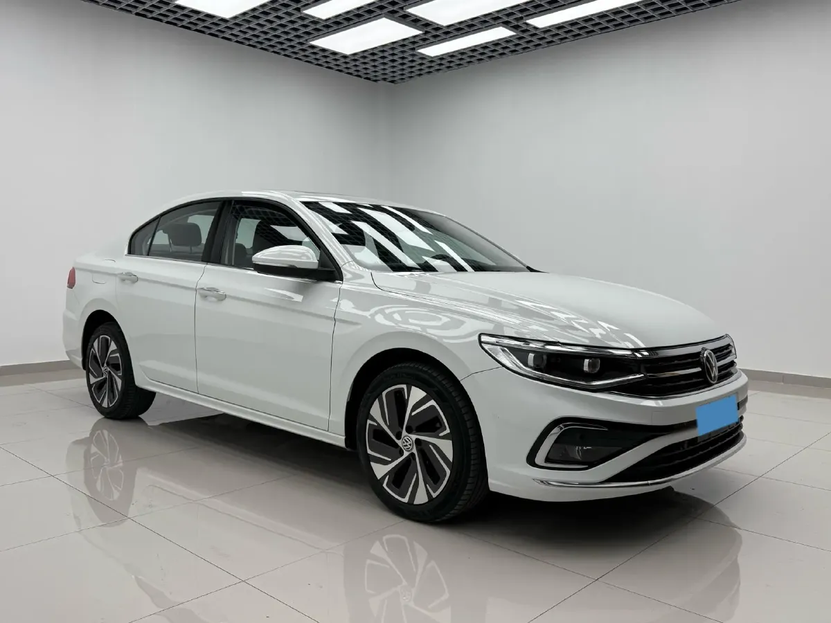 2023 Volkswagen Bora 1.2T 116HP L4 7DCT,autocango,china used car exporter,china ev exporter,chinese used car exporter,chinese used ev exporter