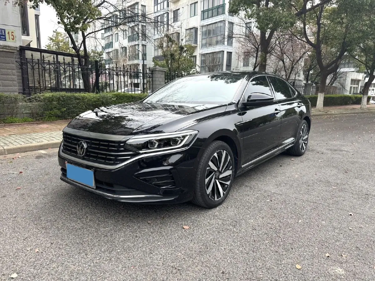 2023 Volkswagen Passat 2.0T 186HP L4 7DCT,autocango,china used car exporter,china ev exporter,chinese used car exporter,chinese used ev exporter
