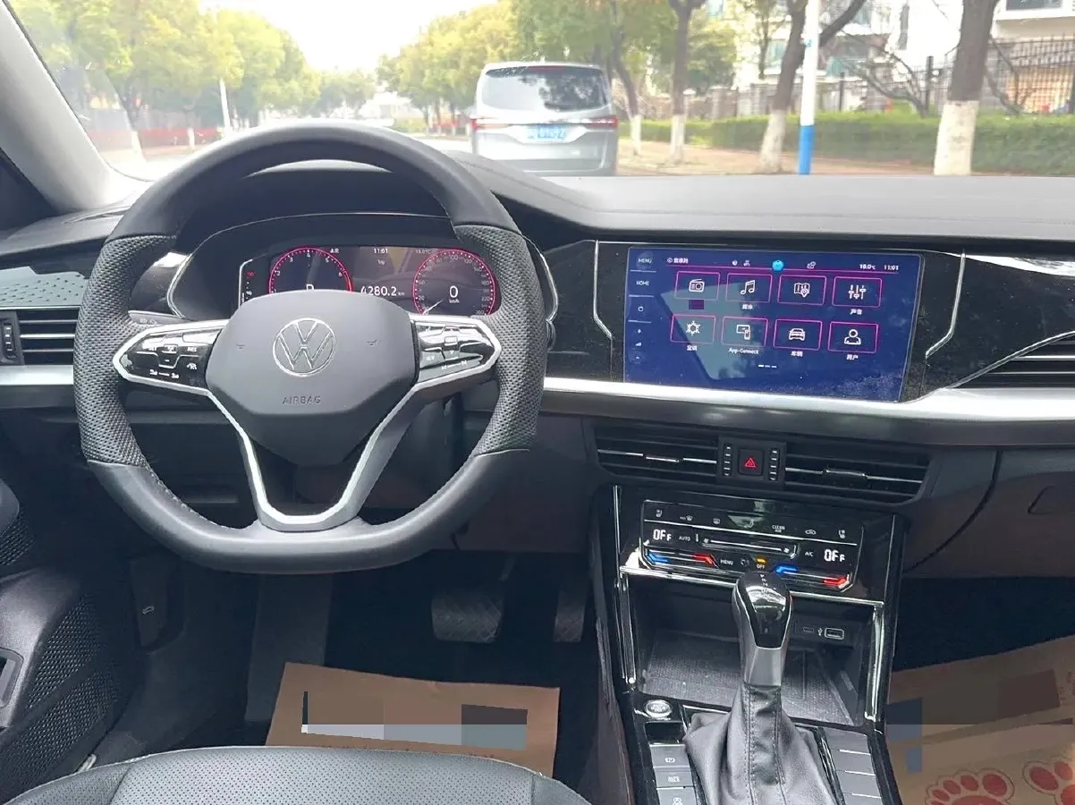 2023 Volkswagen Passat 2.0T 186HP L4 7DCT,autocango,china used car exporter,china ev exporter,chinese used car exporter,chinese used ev exporter