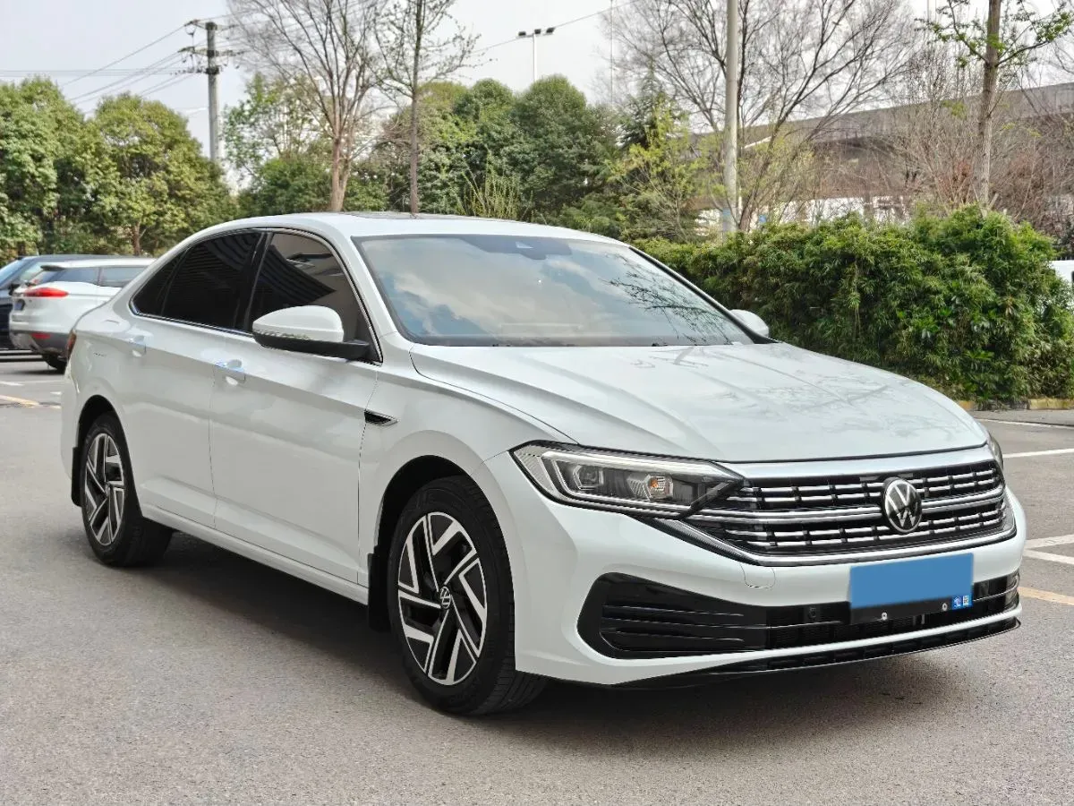 2024 Volkswagen Sagitar 1.5T 160HP L4 7DCT,autocango,china used car exporter,china ev exporter,chinese used car exporter,chinese used ev exporter