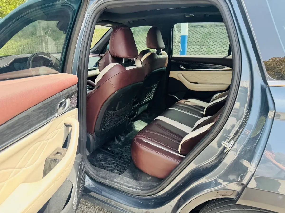 2021 Geely Monjaro 2.0T 218HP L4 7DCT,autocango,china used car exporter,china ev exporter,chinese used car exporter,chinese used ev exporter