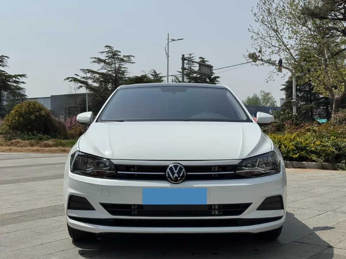 2023 Volkswagen Polo 1.5L 113HP L4 6AT,autocango,china used car exporter,china ev exporter,chinese used car exporter,chinese used ev exporter
