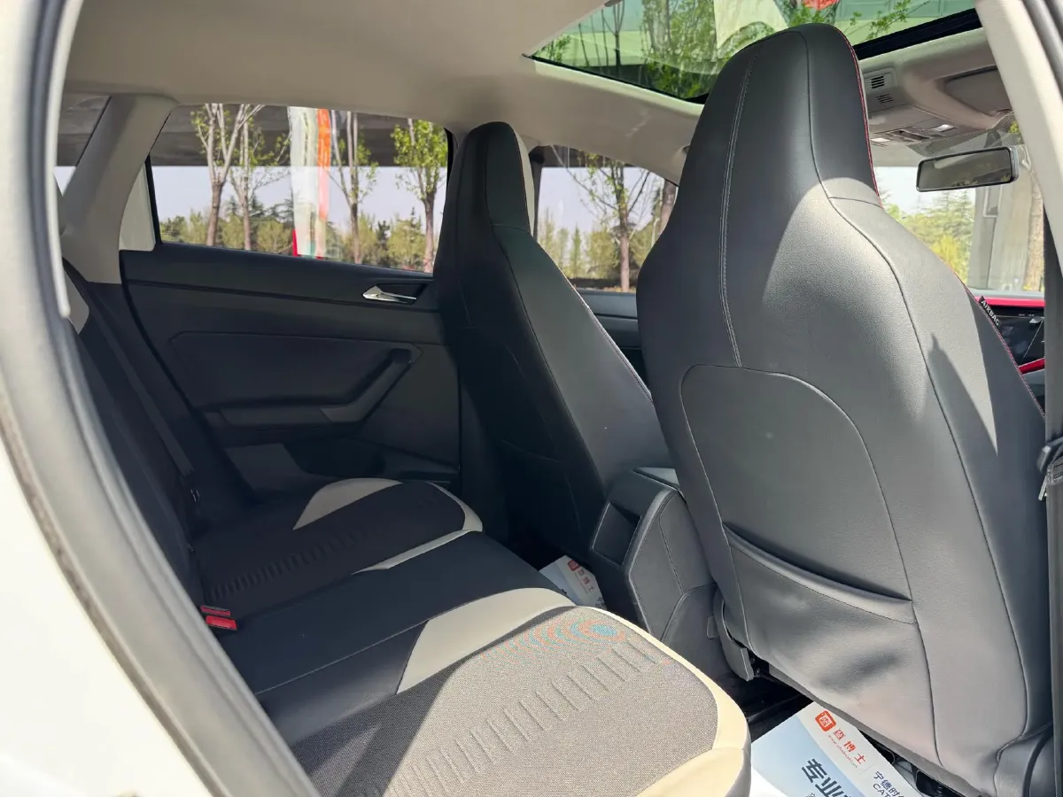 2023 Volkswagen Polo 1.5L 113HP L4 6AT,autocango,china used car exporter,china ev exporter,chinese used car exporter,chinese used ev exporter