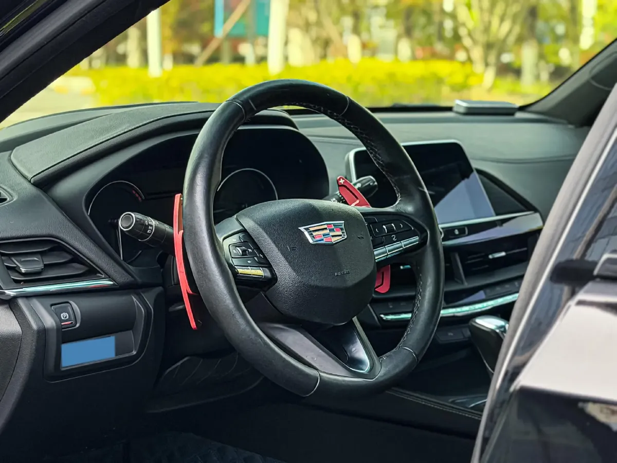 2021 Cadillac CT4 2.0T 237HP L4 8AT,autocango,china used car exporter,china ev exporter,chinese used car exporter,chinese used ev exporter