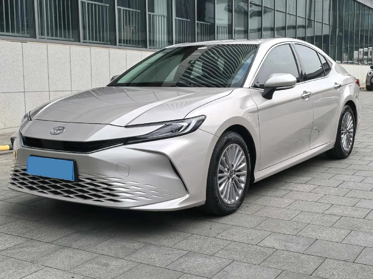 2024 Toyota Camry 2.0L 173HP L4 CVT,autocango,china used car exporter,china ev exporter,chinese used car exporter,chinese used ev exporter