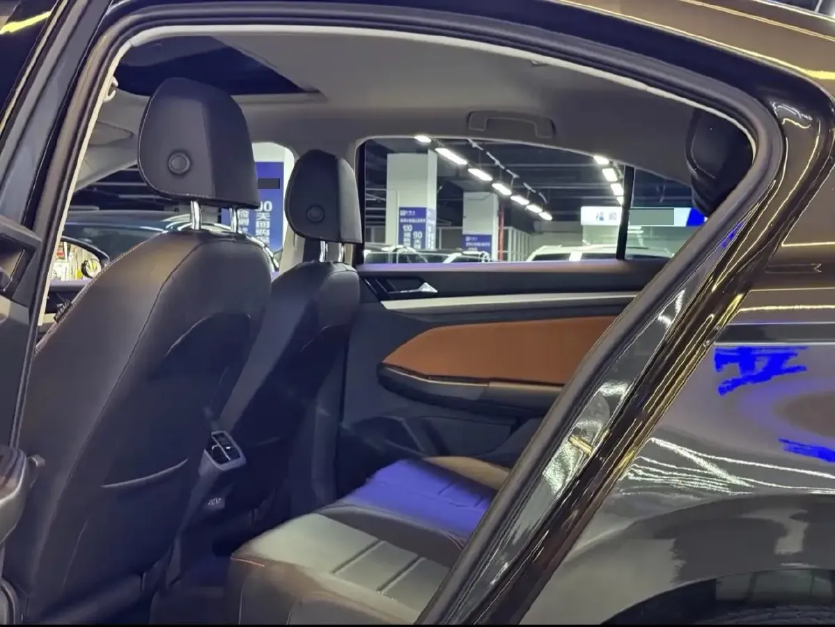 2023 Volkswagen Bora 1.2T 116HP L4 7DCT,autocango,china used car exporter,china ev exporter,chinese used car exporter,chinese used ev exporter