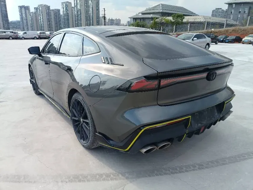 2022 ChangAn UNI-V 1.5T 188HP L4 7DCT,autocango,china used car exporter,china ev exporter,chinese used car exporter,chinese used ev exporter