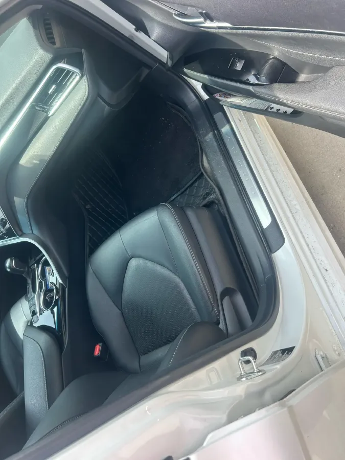 2019 Toyota Camry 2.5L 209HP L4 8AT,autocango,china used car exporter,china ev exporter,chinese used car exporter,chinese used ev exporter