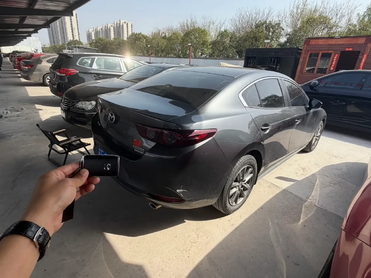 2022 Mazda 3 Axela 2.0L 158HP L4 6AT,autocango,china used car exporter,china ev exporter,chinese used car exporter,chinese used ev exporter