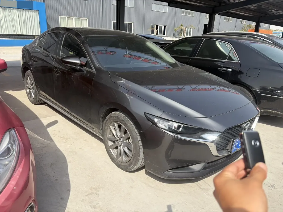 2022 Mazda 3 Axela 2.0L 158HP L4 6AT,autocango,china used car exporter,china ev exporter,chinese used car exporter,chinese used ev exporter