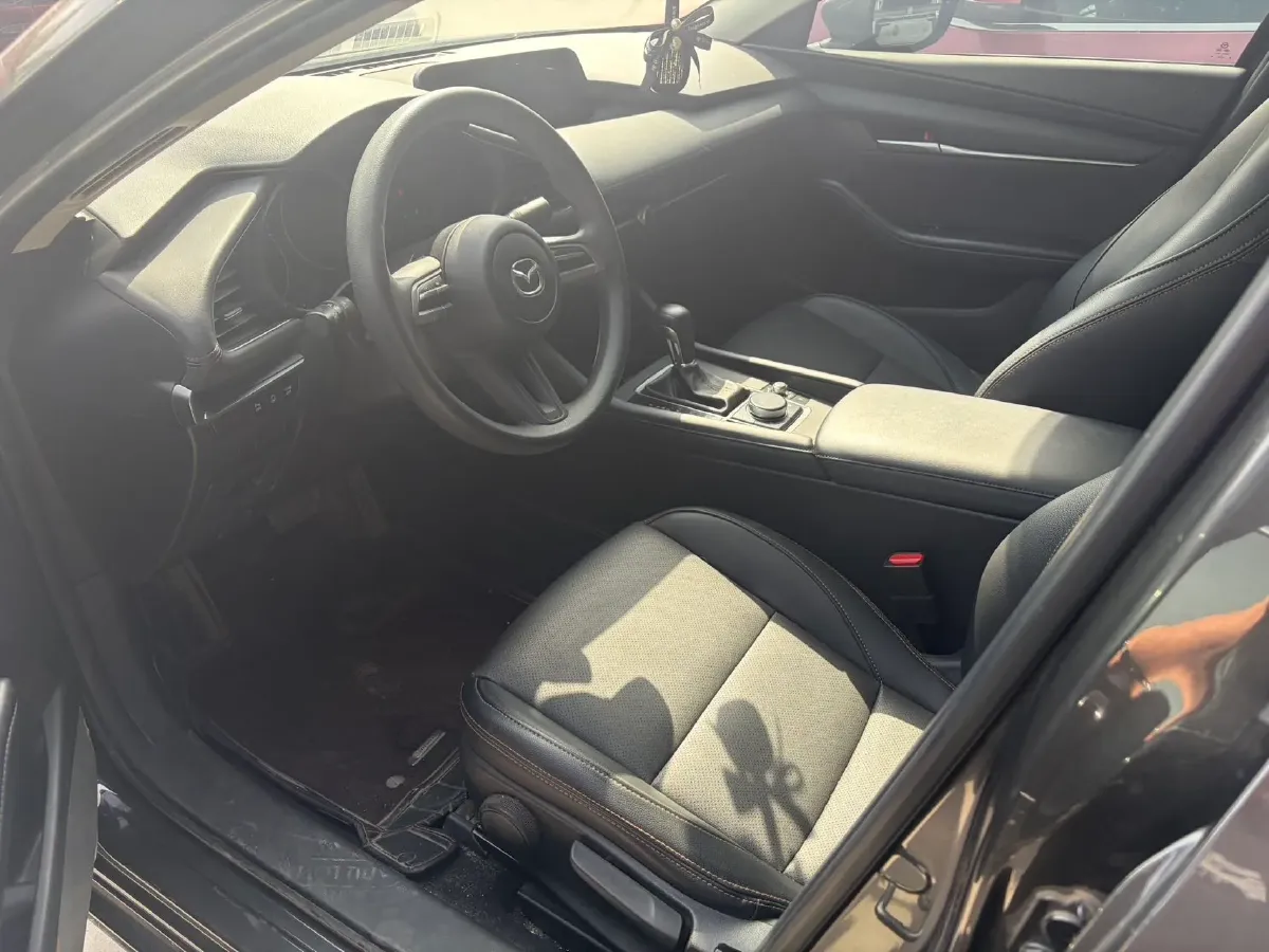 2022 Mazda 3 Axela 2.0L 158HP L4 6AT,autocango,china used car exporter,china ev exporter,chinese used car exporter,chinese used ev exporter