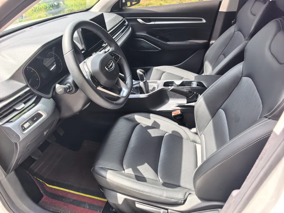 2022 Geely Emgrand 1.5L 114HP L4 5MT,autocango,china used car exporter,china ev exporter,chinese used car exporter,chinese used ev exporter