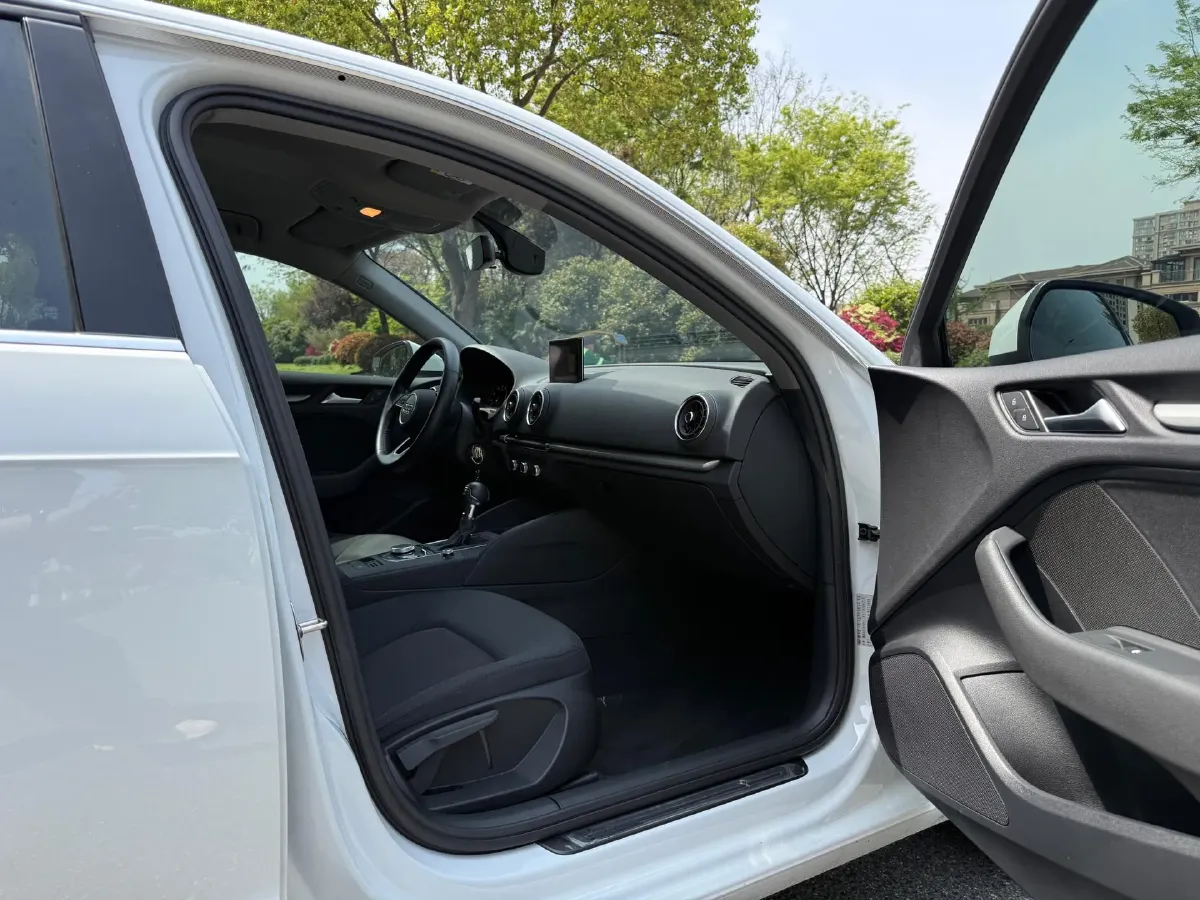 2020 Audi A3 1.4T 150HP L4 7DCT,autocango,china used car exporter,china ev exporter,chinese used car exporter,chinese used ev exporter