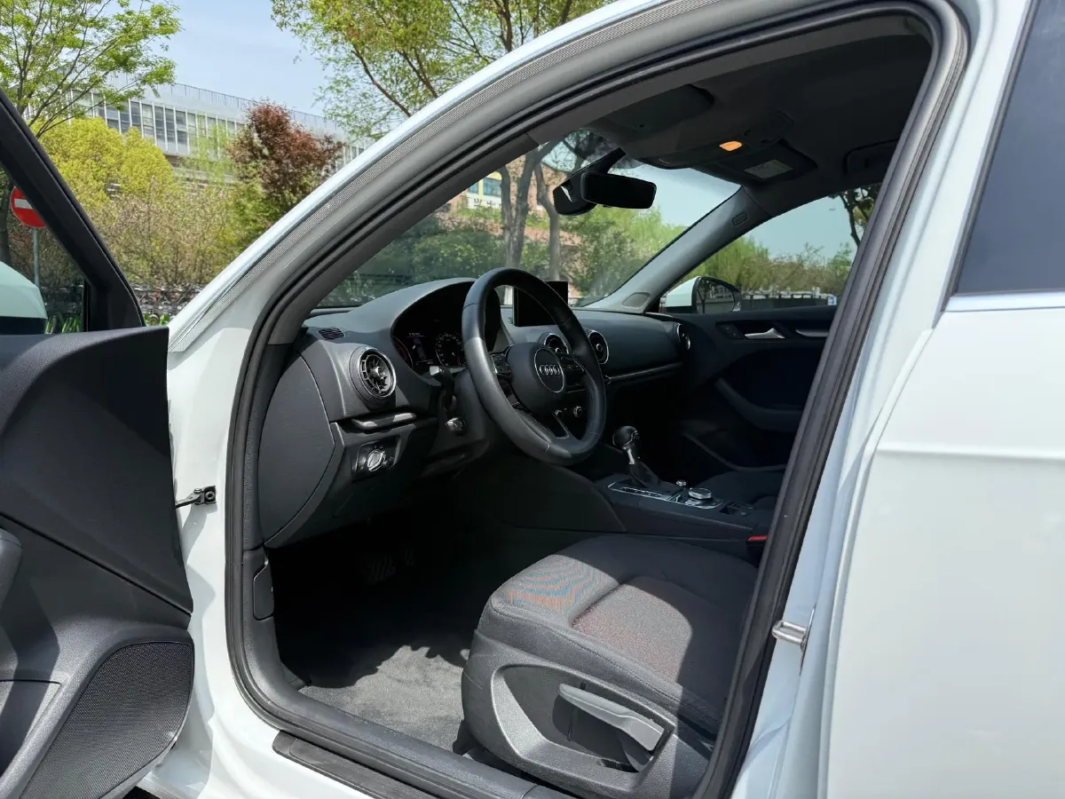 2020 Audi A3 1.4T 150HP L4 7DCT,autocango,china used car exporter,china ev exporter,chinese used car exporter,chinese used ev exporter