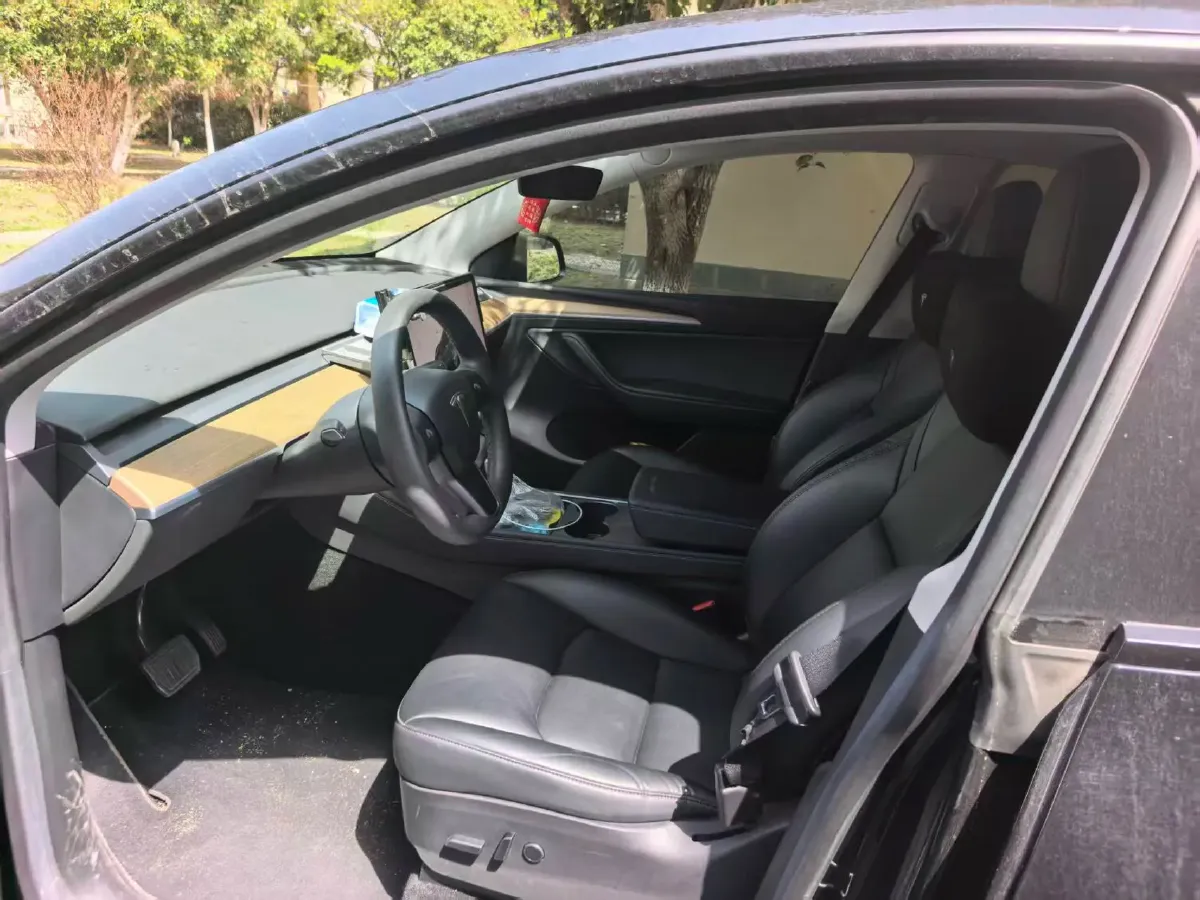 2022 Tesla Model Y BEV 60KWH,autocango,china used car exporter,china ev exporter,chinese used car exporter,chinese used ev exporter