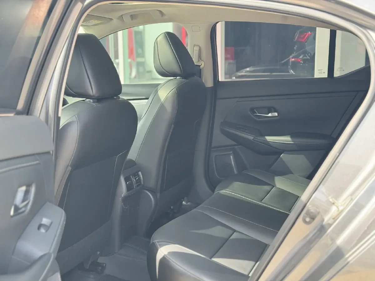 2021 Nissan Sylphy 1.6L 135HP L4 CVT,autocango,china used car exporter,china ev exporter,chinese used car exporter,chinese used ev exporter