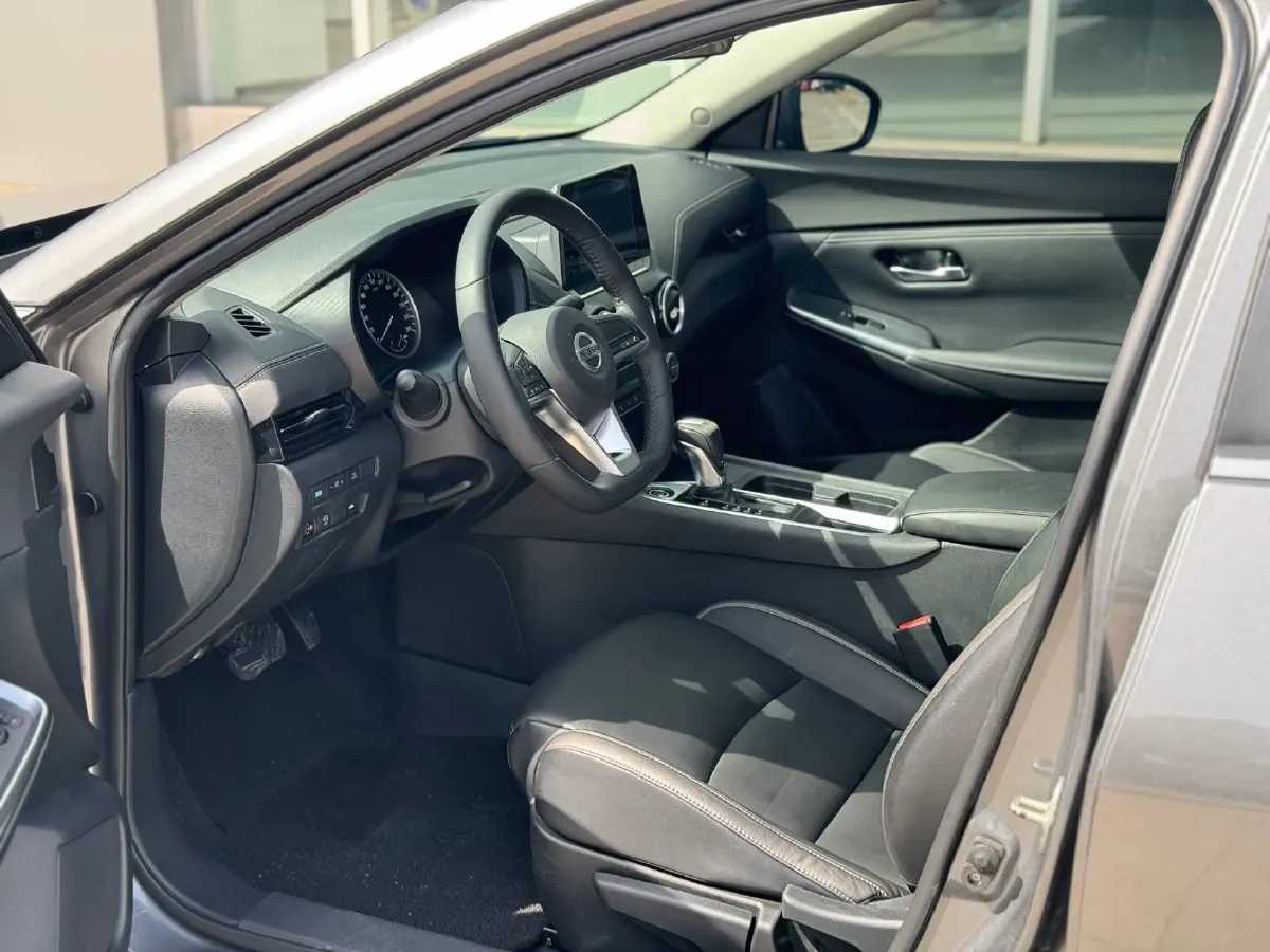 2021 Nissan Sylphy 1.6L 135HP L4 CVT,autocango,china used car exporter,china ev exporter,chinese used car exporter,chinese used ev exporter