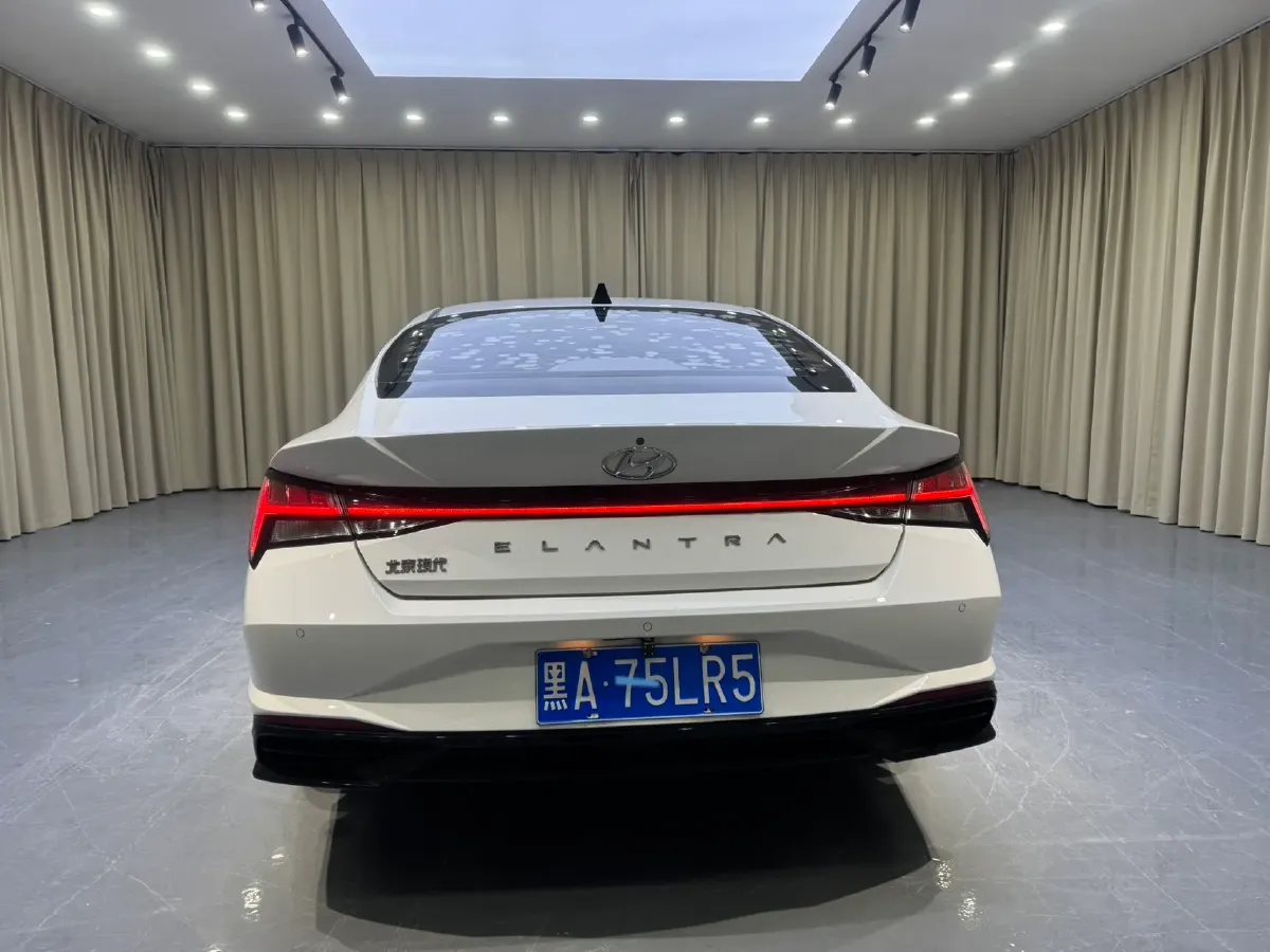 2021 Hyundai Elantra 1.5L 115HP L4 CVT,autocango,china used car exporter,china ev exporter,chinese used car exporter,chinese used ev exporter