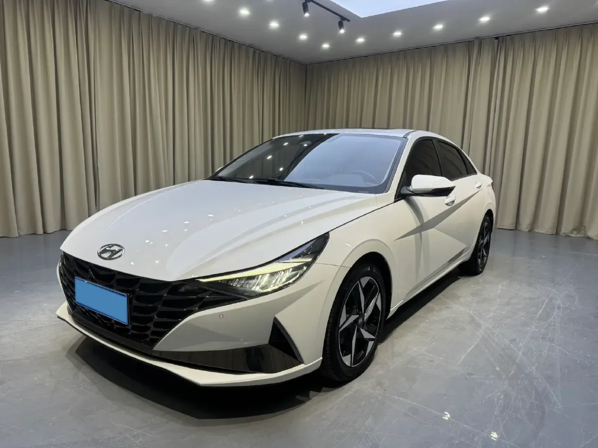 2021 Hyundai Elantra 1.5L 115HP L4 CVT,autocango,china used car exporter,china ev exporter,chinese used car exporter,chinese used ev exporter