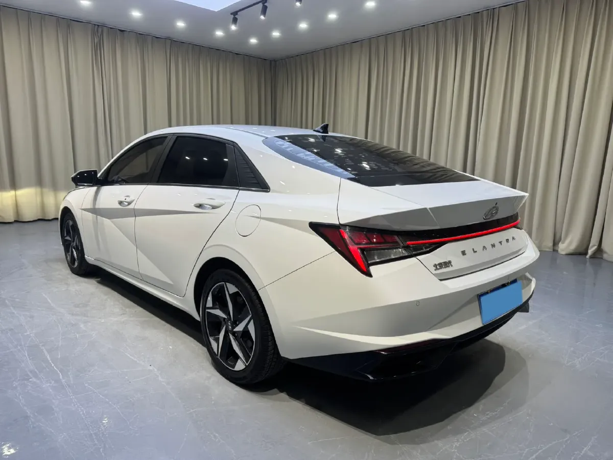 2021 Hyundai Elantra 1.5L 115HP L4 CVT,autocango,china used car exporter,china ev exporter,chinese used car exporter,chinese used ev exporter