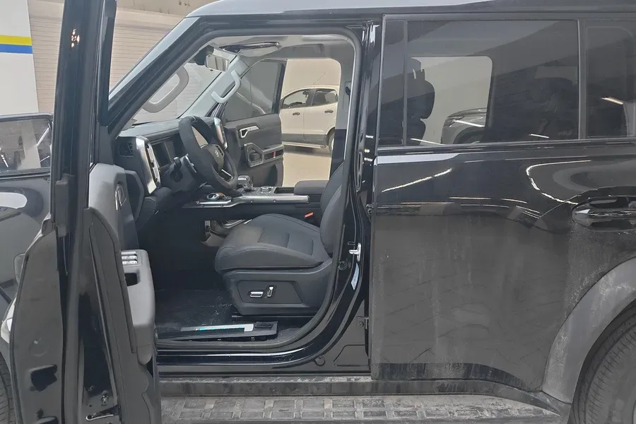 2023 Jetour Traveller 2.0T 254HP L4 7DCT,autocango,china used car exporter,china ev exporter,chinese used car exporter,chinese used ev exporter