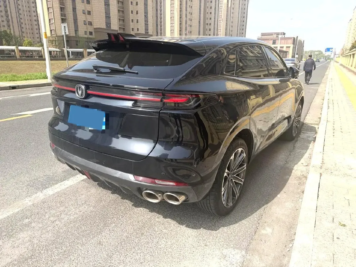 2021 ChangAn UNI-K 2.0T 233HP L4 8AT,autocango,china used car exporter,china ev exporter,chinese used car exporter,chinese used ev exporter