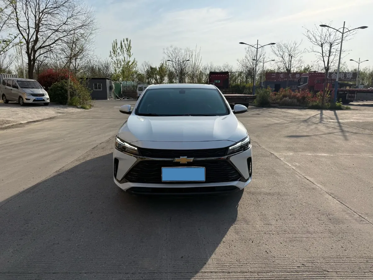 2023 Chevrolet Monza 1.5L 113HP L4 6DCT,autocango,china used car exporter,china ev exporter,chinese used car exporter,chinese used ev exporter