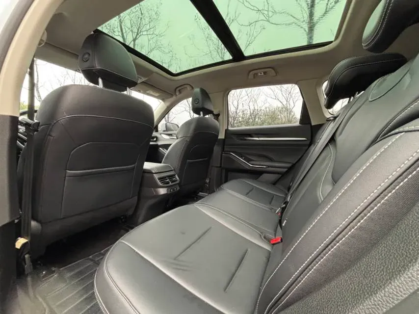 2021 Haval H6 1.5T 169HP L4 7DCT,autocango,china used car exporter,china ev exporter,chinese used car exporter,chinese used ev exporter