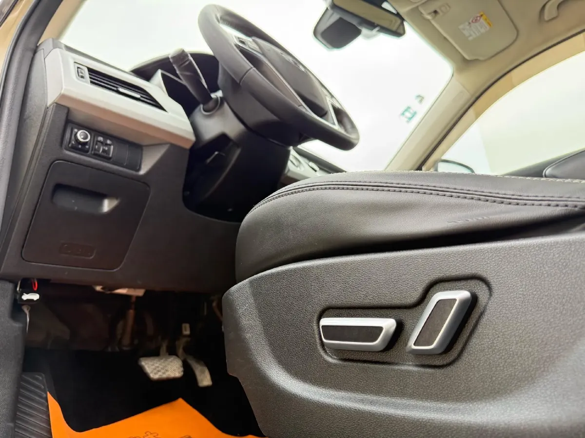 2016 Geely Azkarra 1.8T 184HP L4 6AT,autocango,china used car exporter,china ev exporter,chinese used car exporter,chinese used ev exporter