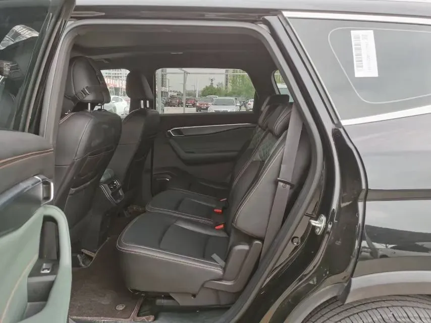 2023 Geely Okavango L 2.0T 218HP L4 7DCT,autocango,china used car exporter,china ev exporter,chinese used car exporter,chinese used ev exporter